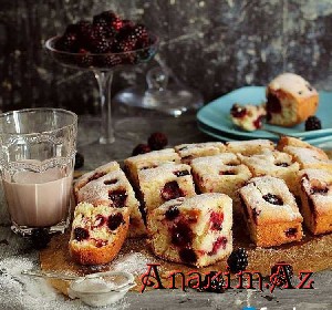 Dadli Boyurtkenli keks (Blackberry cake) - Resepti