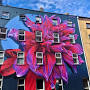 "flower murals on buildings", источник: mymodernmet.com