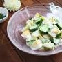 "салат из картошки яиц и соленых огурцов", источник: dzen.ru