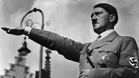 Hitler genc oglanlarla cinsi munasibetde olub - ShOK FAKTLAR UZE CİXDİ