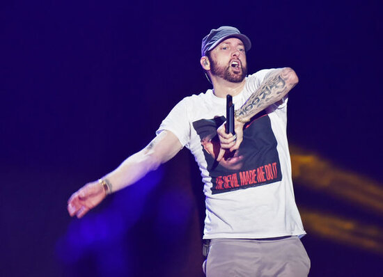 Eminemin meshhur mahnisinda gizli mesaj - VİDEO
