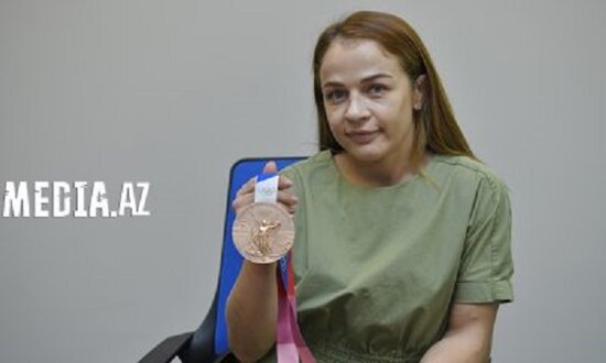 Mariya Stadnikin Olimpiya medali ogurlandi - FOTO