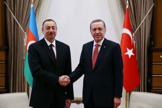 Erdogan Azerbaycan Prezidentile Ukrayna seferinin yekunlarini muzakire edecek