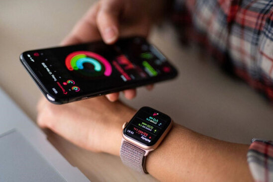 "iPhone" ve "Apple Watch"da fiziki mehdudiyyetli insanlar ucun yeni funksiyalar olacaq
