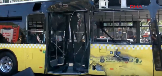 Avtobus tramvayla bele toqqushdu - ANBAAN VİDEO